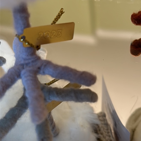 NWT TARGET Featherly Friends Bird with knit hat and sweater COVE & CHIP 2023 - Picture 7 of 7